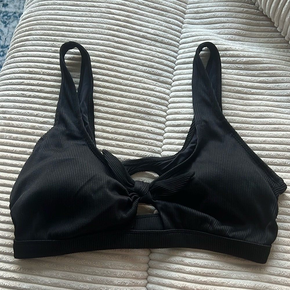 ‘Old Navy’ Black Bikini Top
